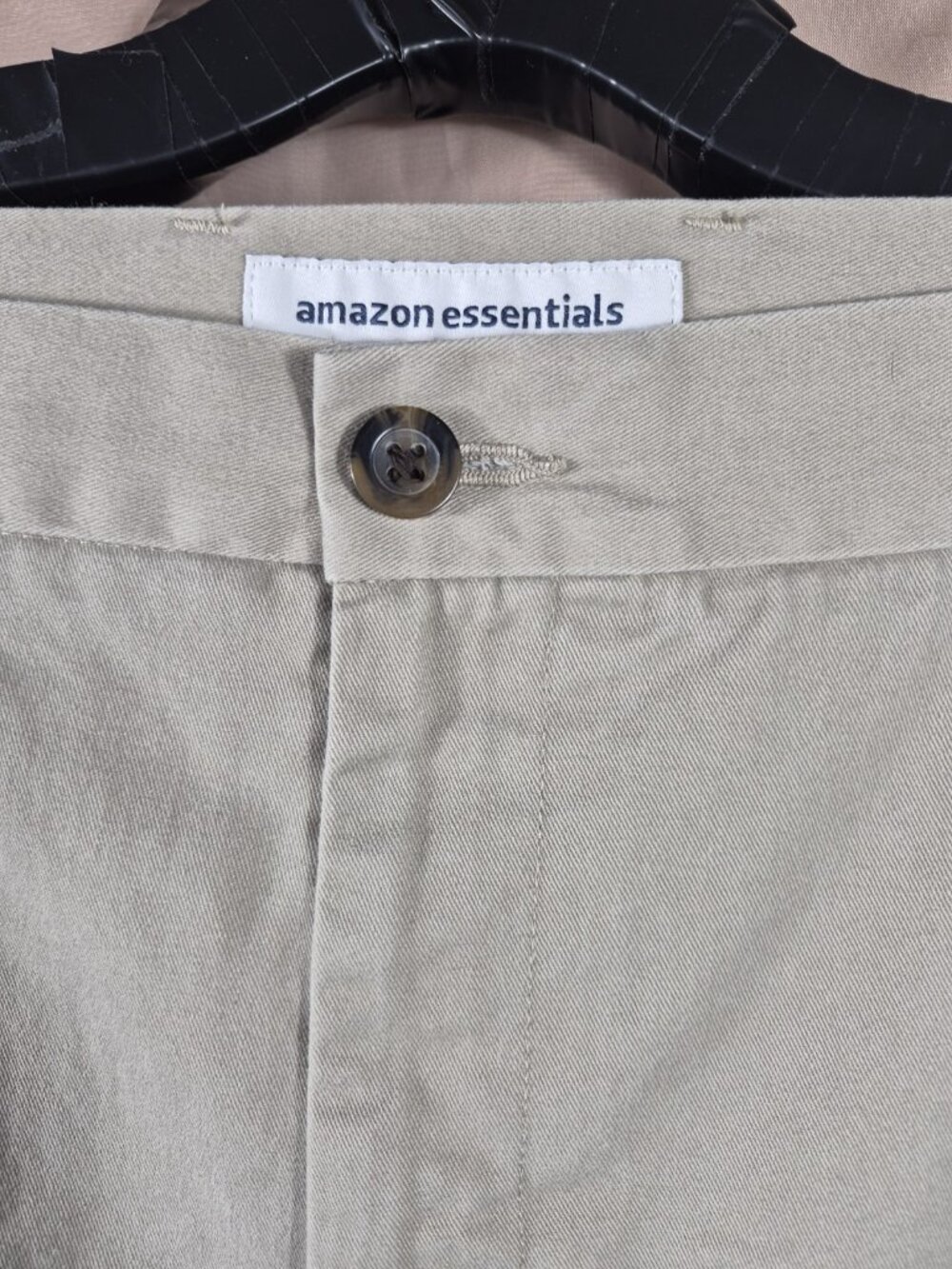 Amazon Essentials Men's Lite Beige Straight Leg Chino Khaki Pants Size 38/30 - Picture 3 of 10